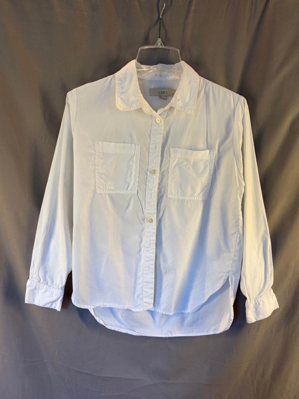 LOFT Petite Long Sleeve Button Down Shirt in White, Dual Pockets Size XXSP